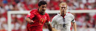 "I'm star struck when I see Paul Scholes because you never see him. On the pitch, you can't catch him. Off the pitch he disappears."